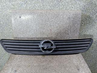 решетка капота Opel Astra G 2001