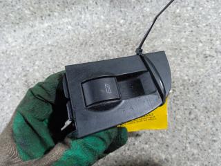 кнопка стеклоподъемника двери задней левой Audi A6 4B/C5 2000