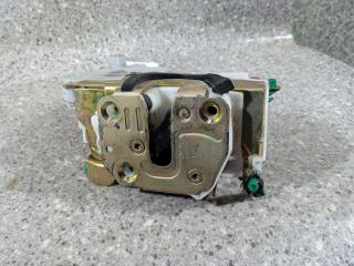 замок двери передней правой Nissan Primera P11 1999, седан