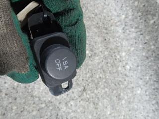 кнопка ручного тормоза (ручника) Honda Civic 8 поколение 2006, M30489