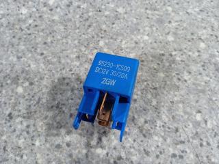 реле (прочие) Hyundai Getz 1 поколение 2004, 1.5 л., CRDi, дизель, МКПП, хетчбэк 5 дв., 95230-1C500