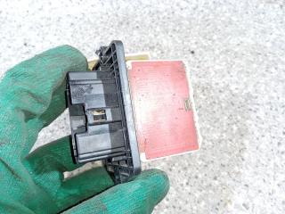 реле печки Mazda Premacy CP [рестайлинг] 2003, 2.0 л., TD, дизель, МКПП, KJ151CB12