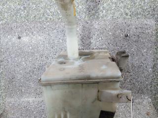 бачок омывателя Nissan Primera P11 1998, 2.0 л., TD, дизель, МКПП, 28910-2F710