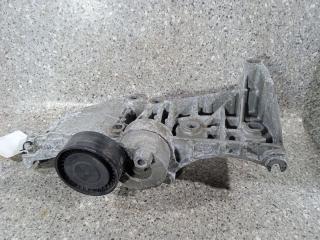 кронштейн генератора Renault Megane 3 поколение 2011, 1.5 л., дизель, 8200669494