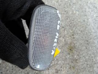 повторитель поворота на крыле левый Opel Astra G 2003, 90560403