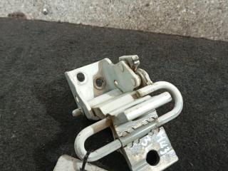 петля двери Audi 90 89/B3 1990