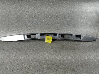 накладка подсветки номера Renault Scenic 3 поколение (2009 - 2012)