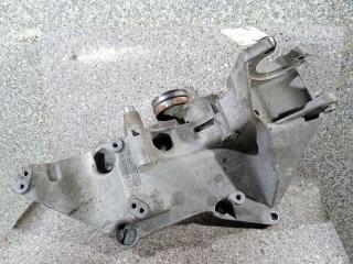 кронштейн генератора Renault Laguna 2 поколение 2002, 1.8 л., i, F4P 772, бензин, МКПП, 8200115762