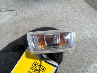 повторитель поворота на крыле правый Opel Corsa D (2006 - 2010), 13252455