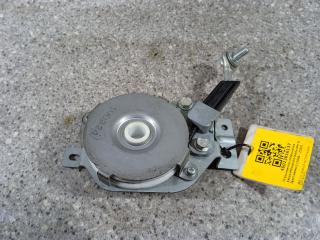 ограничитель открывания двери Mitsubishi Outlander 2 поколение [рестайлинг] (2009 - 2012)