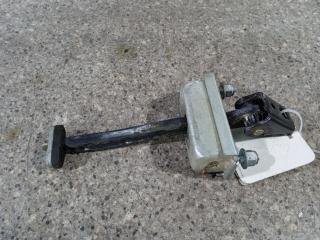 ограничитель открывания двери Ford Focus 2 поколение [рестайлинг] 2008