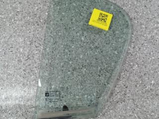 стекло двери задней левой Opel Corsa D 2007, хетчбэк 5 дв.