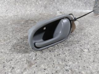 ручка внутренняя задняя правая Mazda Demio DW [рестайлинг] 2002