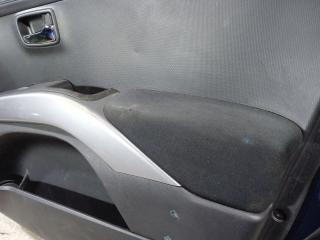 обшивка двери передняя правая Mitsubishi Outlander 2 поколение [рестайлинг] 2009