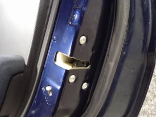 замок двери задней правой Mitsubishi Outlander 2 поколение [рестайлинг] 2009