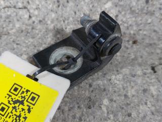 петля двери Skoda Octavia 2 поколение (A5) 2006