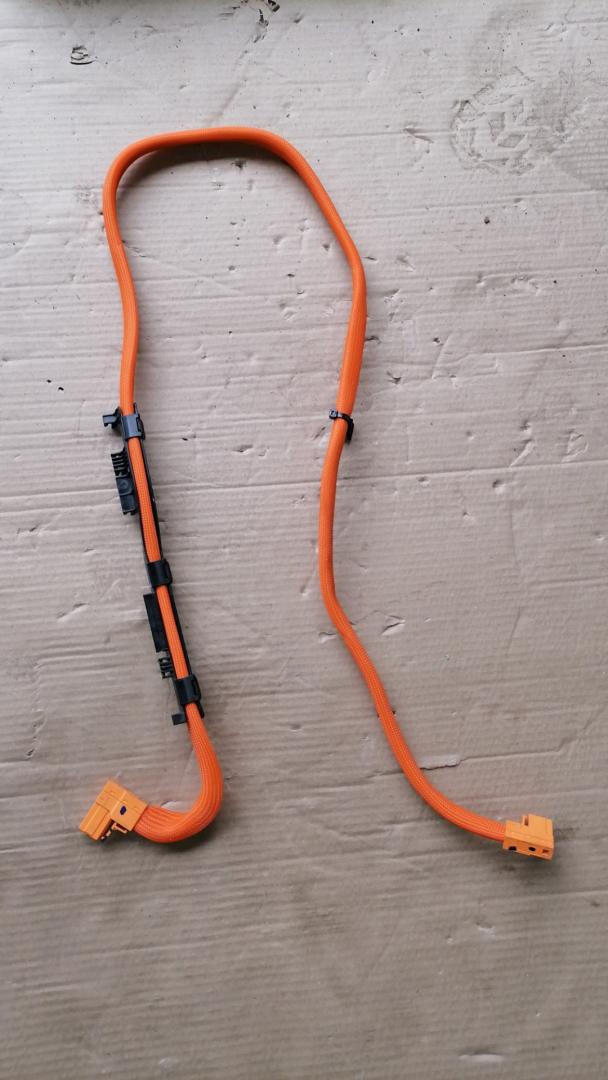 провод высоковольтный BMW 5 серия G30/G31 2018, 2.0 л., гибрид, седан, задний привод, 8621016 - фото №1