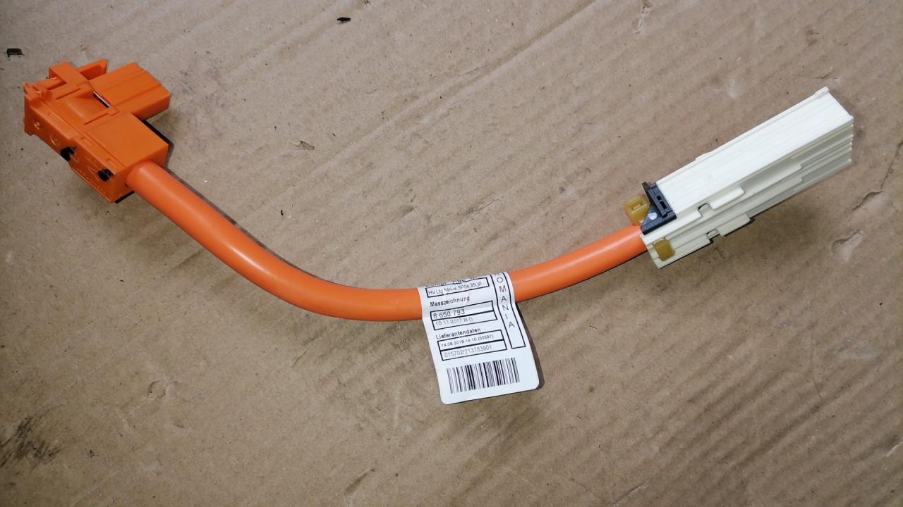 провод высоковольтный BMW 5 серия G30/G31 2018, 2.0 л., гибрид, седан, задний привод, 8650793 - фото №1