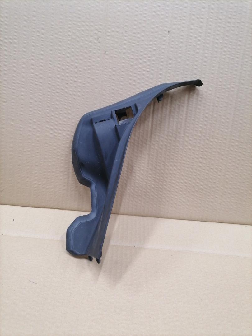 водосток крышки багажника BMW 6 серия G32 2018, 3.0 л., B58 B30 A, бензин, АКПП, mineral-weiss metallic а96, лифтбэк, полный привод, 51247438485, 7438485 - фото №1