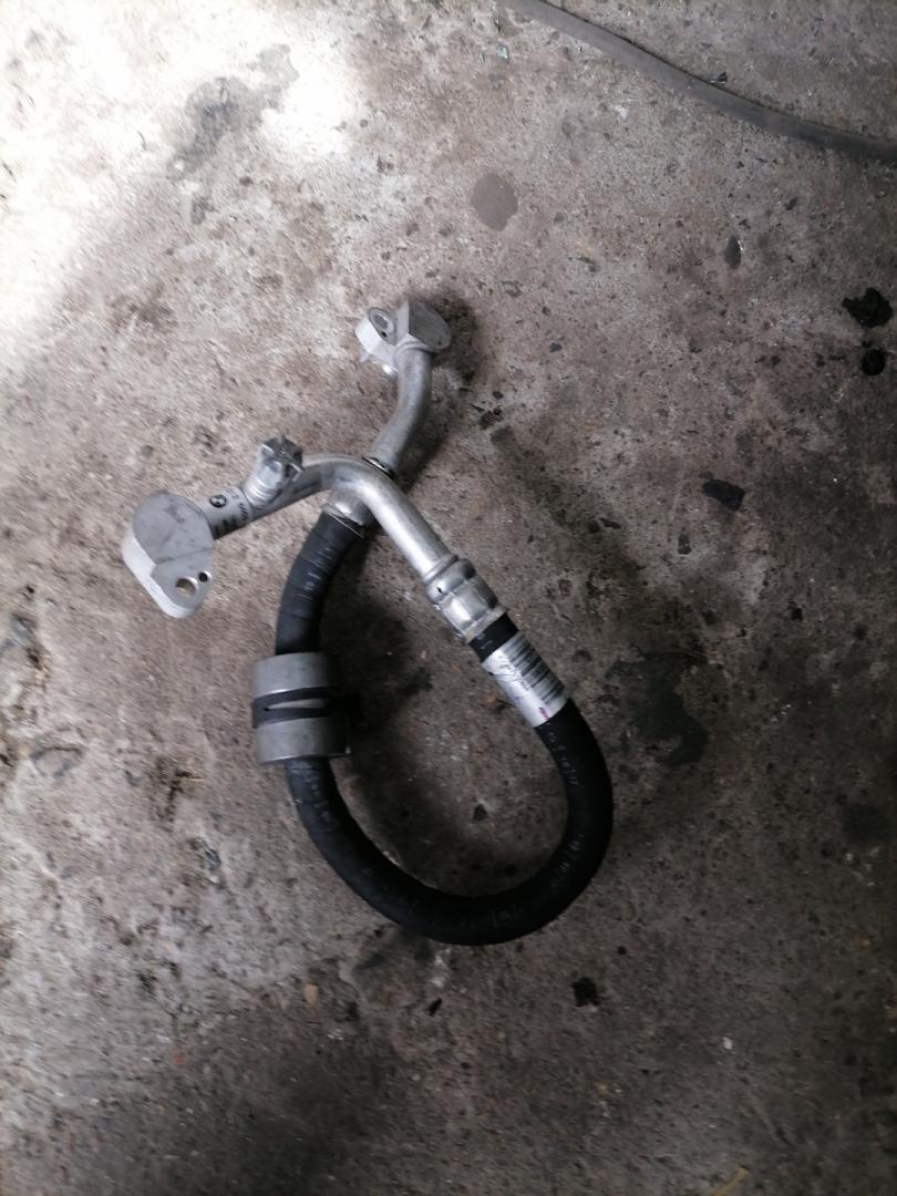 трубка кондиционера BMW 6 серия G32 2018, 3.0 л., B58 B30 A, бензин, АКПП, mineral-weiss metallic а96, лифтбэк, полный привод, 64539321598, 9321598 - фото №1