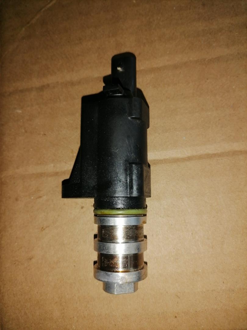 электромагнитный клапан BMW 4 серия F32/F33 F36 2016, 2.0 л., N26 B20 A, бензин, АКПП, glacier-silber metallic, хетчбэк 5 дв., задний привод, 7639993, 11417639993 - фото №1