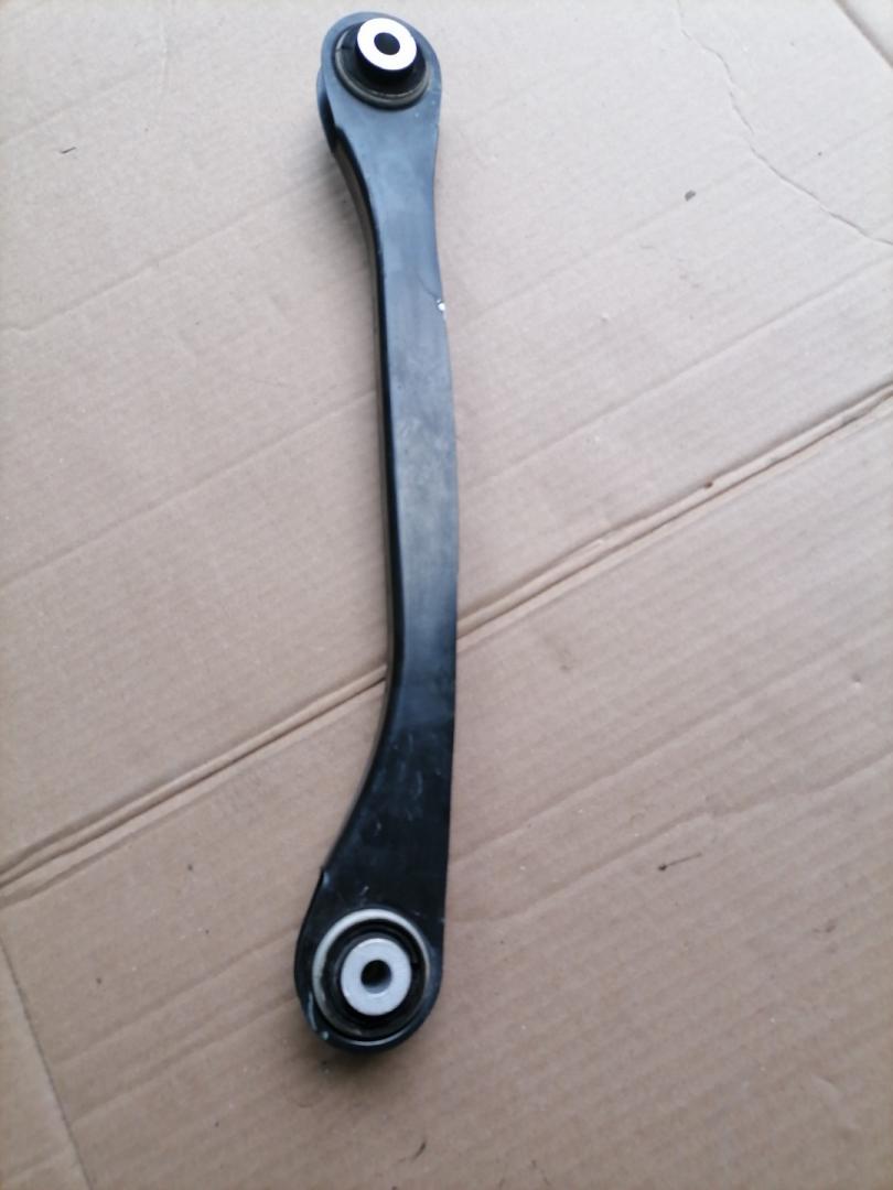 рычаг задний правый BMW 6 серия G32 2018, 3.0 л., B58 B30 A, бензин, АКПП, mineral-weiss metallic а96, лифтбэк, полный привод, 33326861126, 6861126 - фото №1