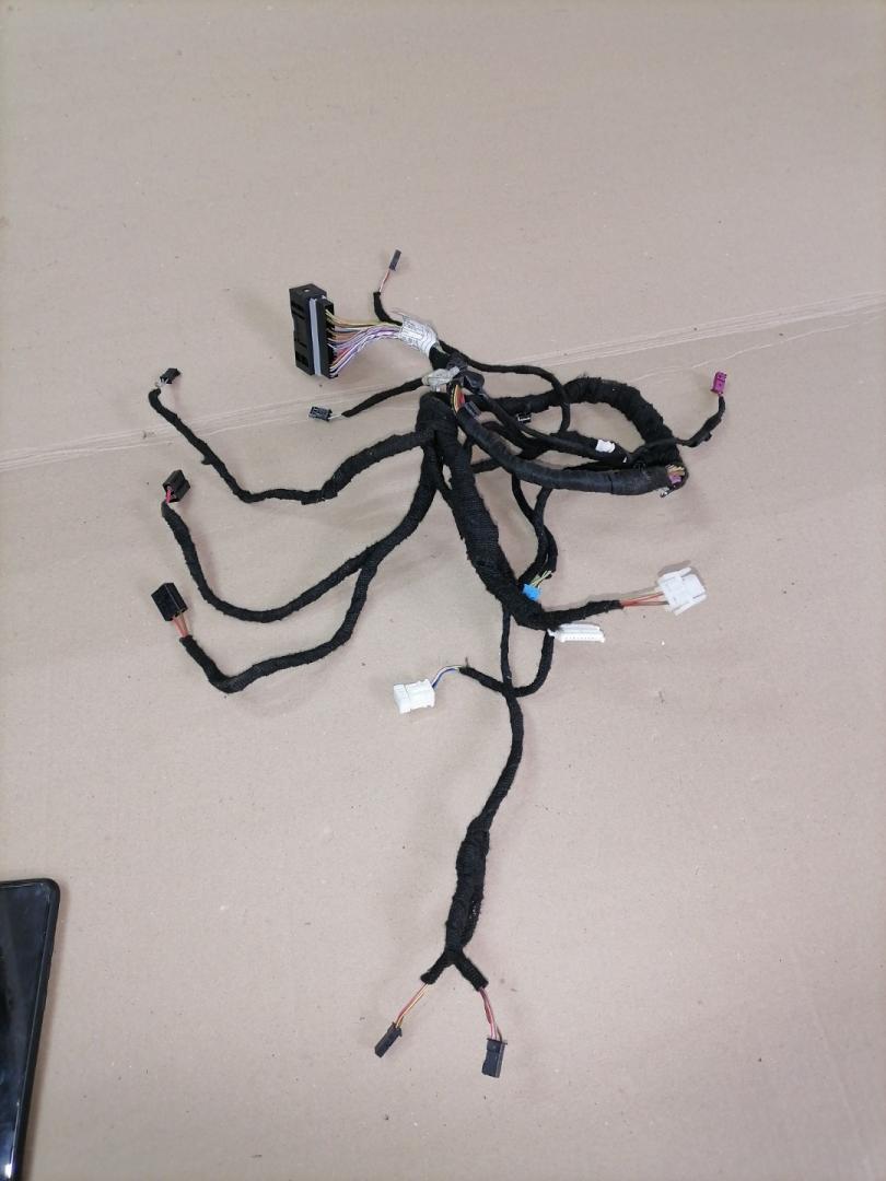 проводка салона BMW 6 серия G32 2018, 3.0 л., B58 B30 A, бензин, АКПП, mineral-weiss metallic а96, лифтбэк, полный привод, 9370322 - фото №1