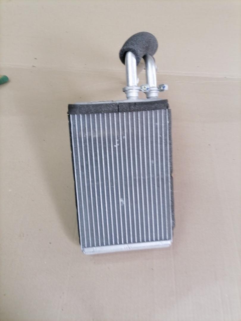 радиатор отопителя (печки) BMW 6 серия G32 2018, 3.0 л., B58 B30 A, бензин, АКПП, mineral-weiss metallic а96, лифтбэк, полный привод, 64119361712, 9361712 - фото №1