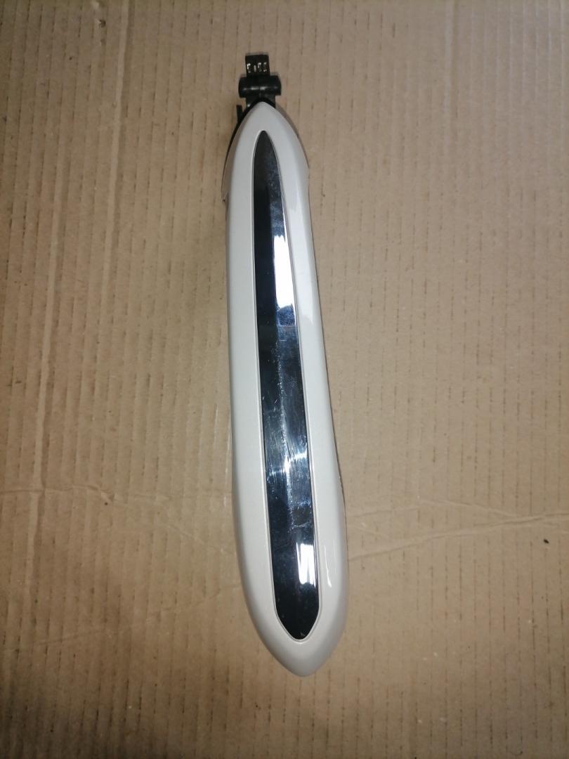 ручка наружная задняя левая BMW 6 серия G32 2018, 3.0 л., B58 B30 A, бензин, АКПП, mineral-weiss metallic а96, лифтбэк, полный привод, 51218492205, 8492205 - фото №1