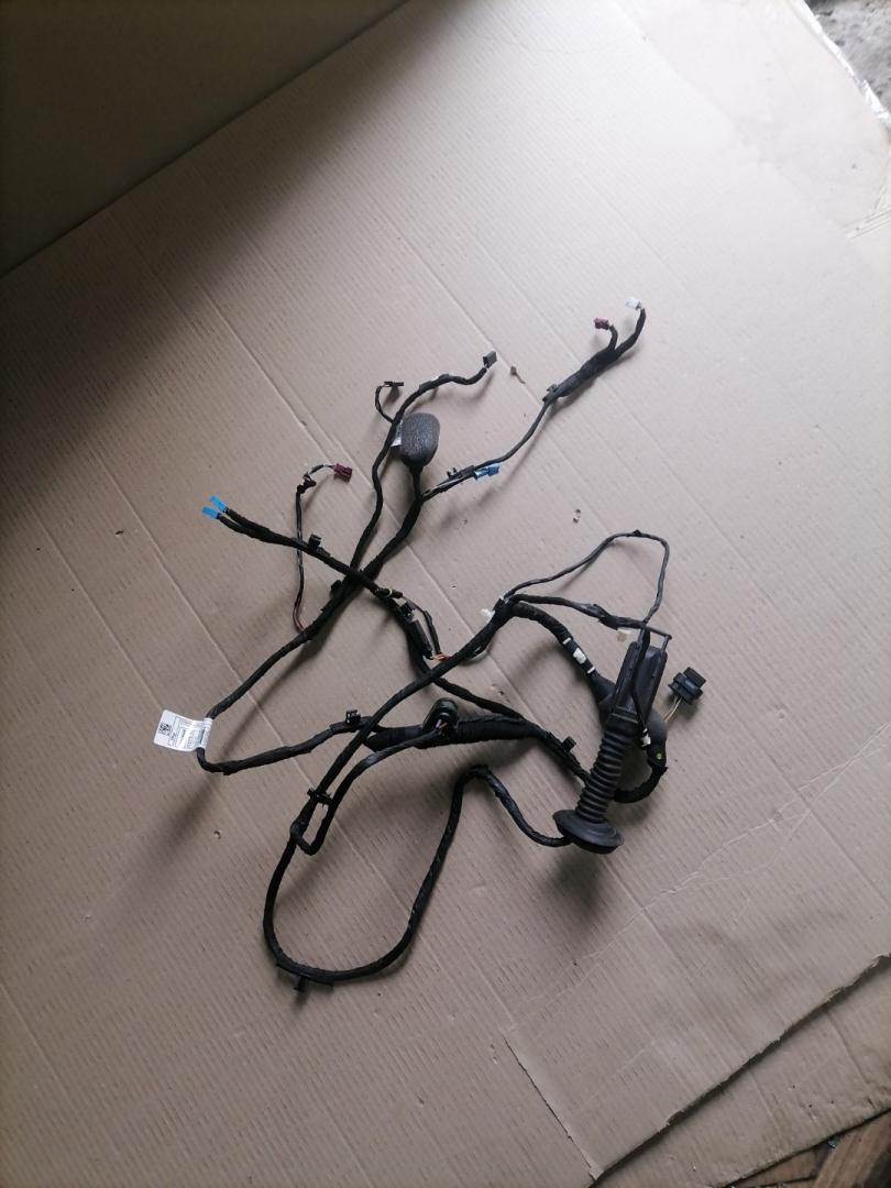 дверная проводка BMW 6 серия G32 2018, 3.0 л., B58 B30 A, бензин, АКПП, mineral-weiss metallic а96, лифтбэк, полный привод, 61128714793, 8714793, 9370350, 9366339, 6842622 - фото №1