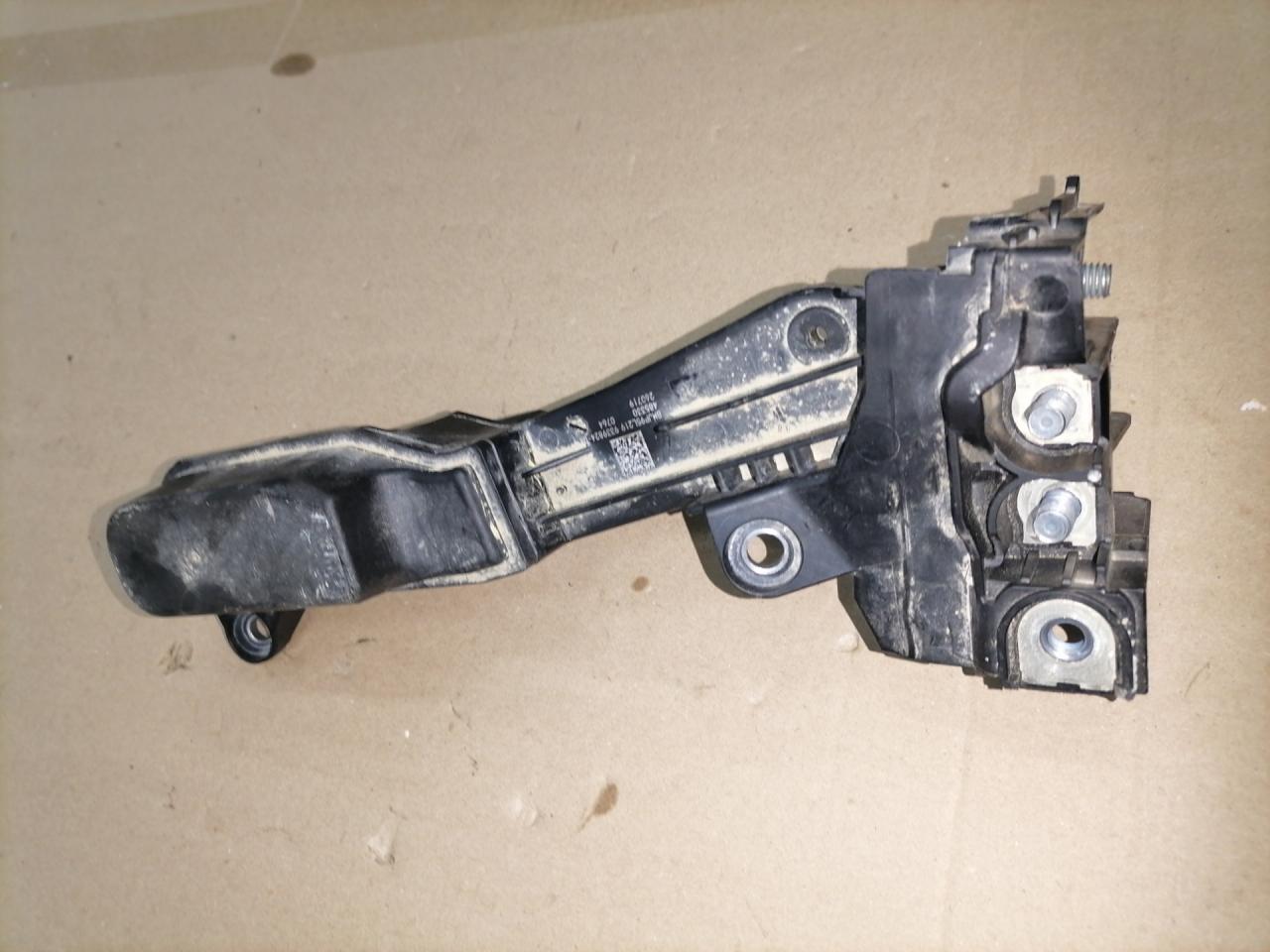 распределитель тока BMW X3 G01 2020, 3.0 л., B58B30B, бензин, АКПП, glacier-silber metallic, внедорожник 5 дв., полный привод, 61149339824, 9339824 - фото №1