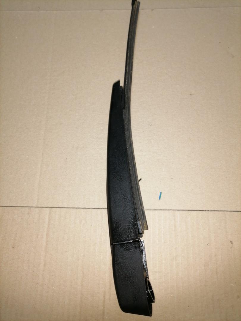 щеткодержатель задний BMW X3 G01 2019, 2.0 л., B46 B20 B, бензин, АКПП, внедорожник 5 дв., 61627407274, 7407274 - фото №1