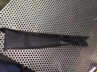 уплотнитель BMW 1 серия F20/F21 [2-й рестайлинг] F20 2018, 2.0 л., B48 B20 B, бензин, АКПП, mineral gray, хетчбэк 5 дв., задний привод, правый руль, 51767269998, 7269998