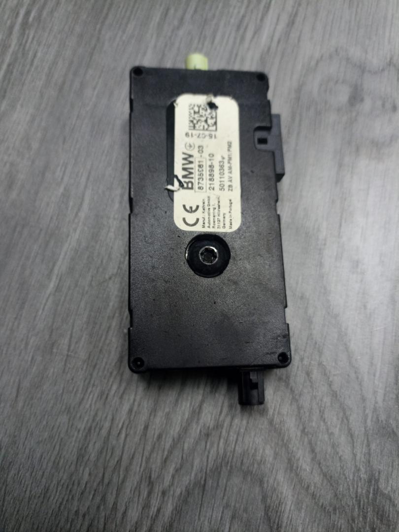 усилитель антенны BMW 5 серия G30/G31 G30 2020, 2.0 л., B46 B20 B, бензин, АКПП, седан, задний привод, 65208735981, 8735981 - фото №1