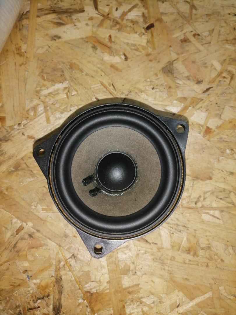 динамик торпедо BMW 5 серия G30/G31 G30 2020, 2.0 л., B46 B20 B, бензин, АКПП, седан, задний привод, 65139354084, 9354084 - фото №1