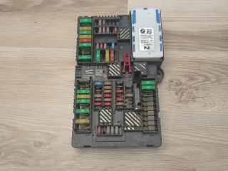 блок предохранителей BMW 5 серия G30/G31 G30 2020, 2.0 л., B46 B20 B, бензин, АКПП, седан, задний привод, 61148713127, 8713127