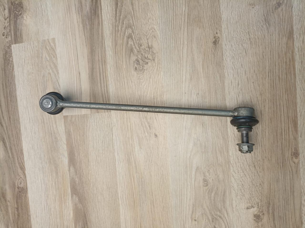 стойка стабилизатора BMW X3 G01 2018, 3.0 л., B58 B30 A, бензин, АКПП, a300, внедорожник 5 дв., полный привод, 31356886035, 6886035 - фото №1