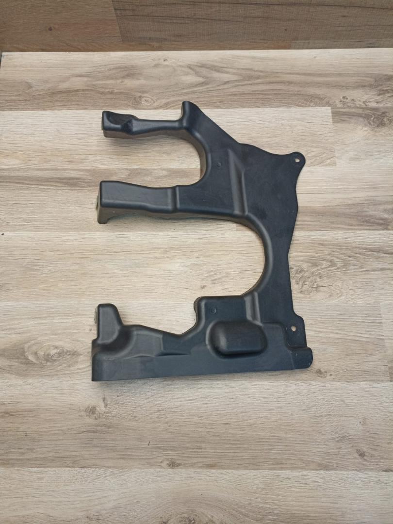 защита рулевой рейки BMW X3 G01 2018, 3.0 л., B58 B30 A, бензин, АКПП, a300, внедорожник 5 дв., полный привод, 7394807, 51757394807 - фото №1