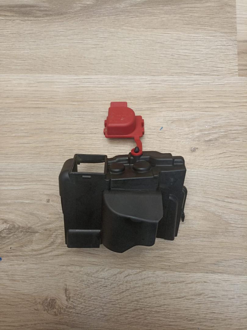 планка под капот BMW X3 G01 2018, 3.0 л., B58 B30 A, бензин, АКПП, a300, внедорожник 5 дв., полный привод, 58650910, 61148793045, 8793045, 8650910 - фото №1