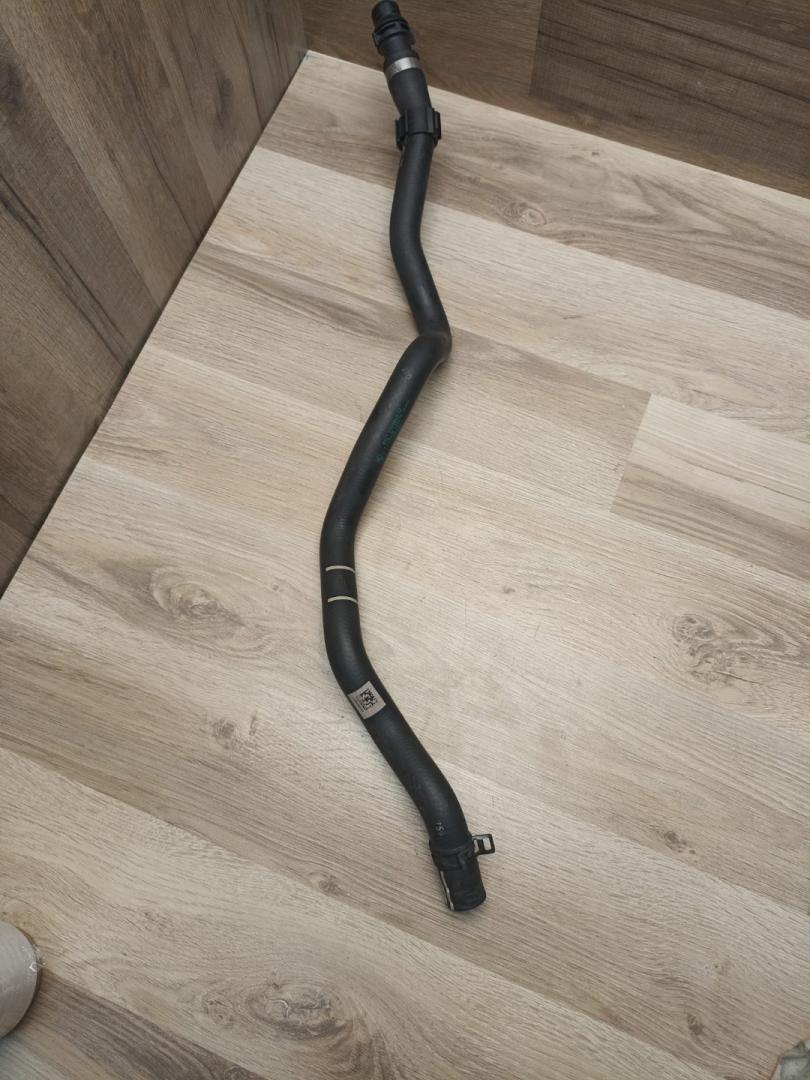 патрубок (трубопровод, шланг) BMW 4 серия F32/F33 F36 2016, 2.0 л., B48 B20 A, бензин, АКПП, mineral gray, лифтбэк, правый руль, 64219329643, 9329643 - фото №1