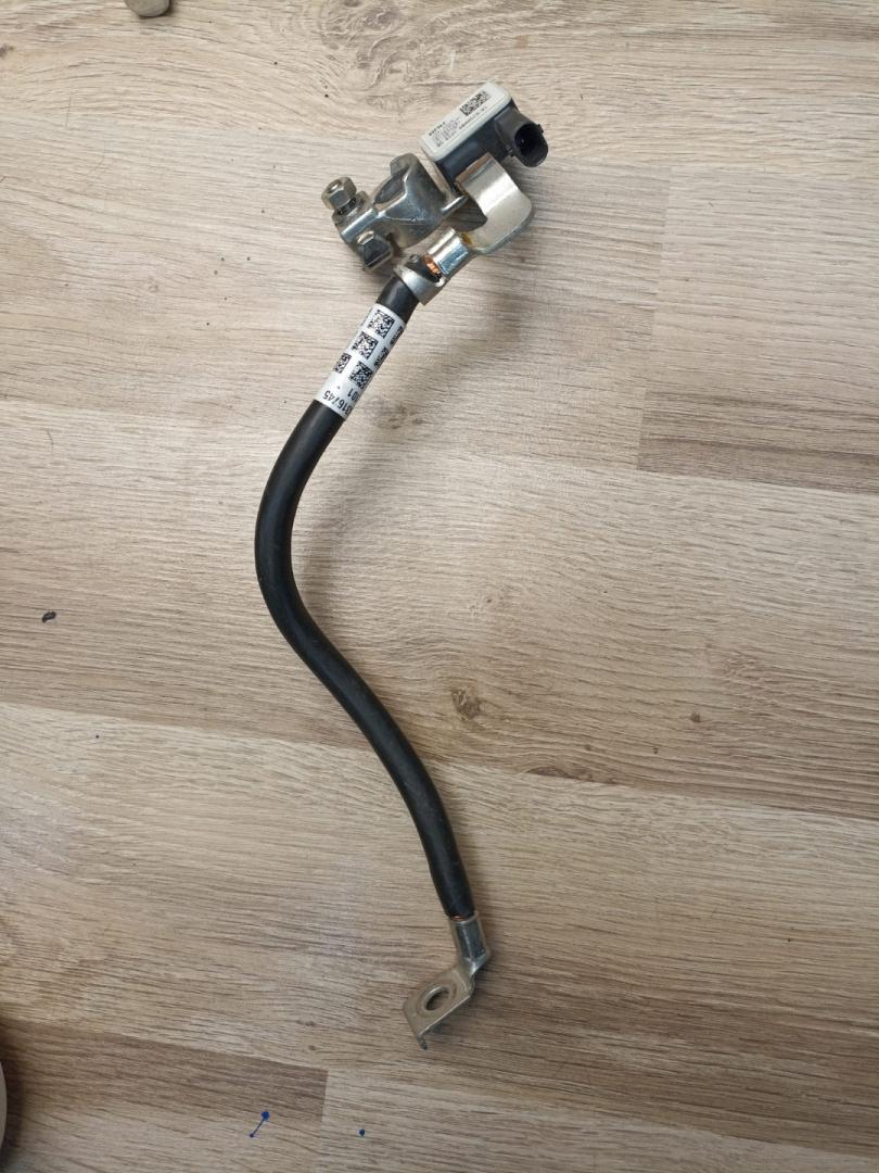 минусовой провод аккумулятора BMW X3 G01 2018, 3.0 л., B58 B30 A, бензин, АКПП, внедорожник 5 дв., полный привод, 61216840519, 6840519 - фото №1
