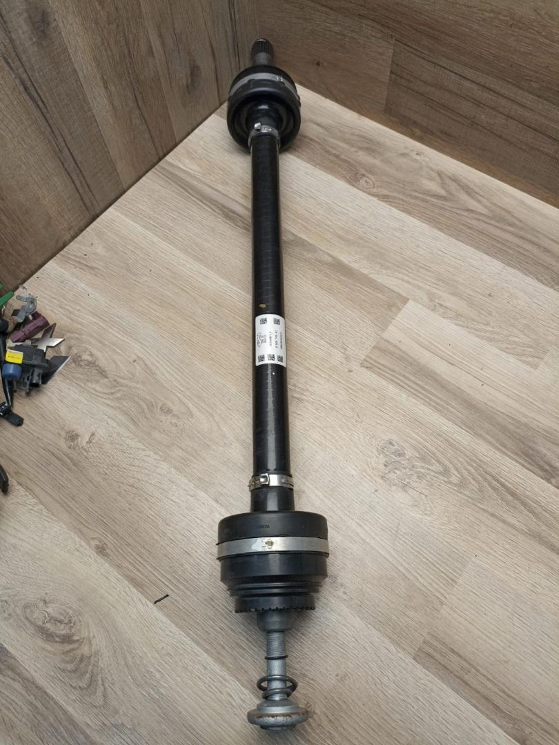 полуось задняя (приводной вал, ШРУС) BMW X3 G01 2018, 3.0 л., B58 B30 A, бензин, АКПП, внедорожник 5 дв., полный привод, 33208689745, 8689745 - фото №1