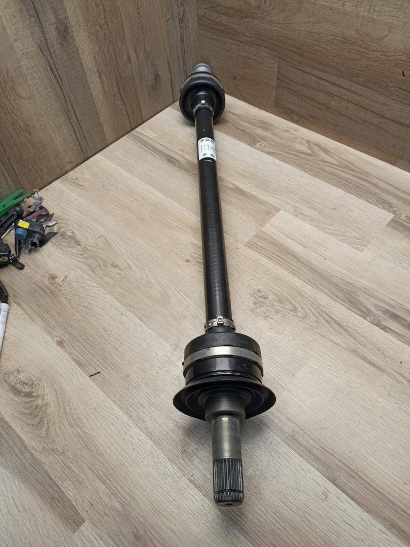полуось задняя (приводной вал, ШРУС) BMW X3 G01 2018, 3.0 л., B58 B30 A, бензин, АКПП, внедорожник 5 дв., полный привод, 33208689746, 8689746 - фото №1