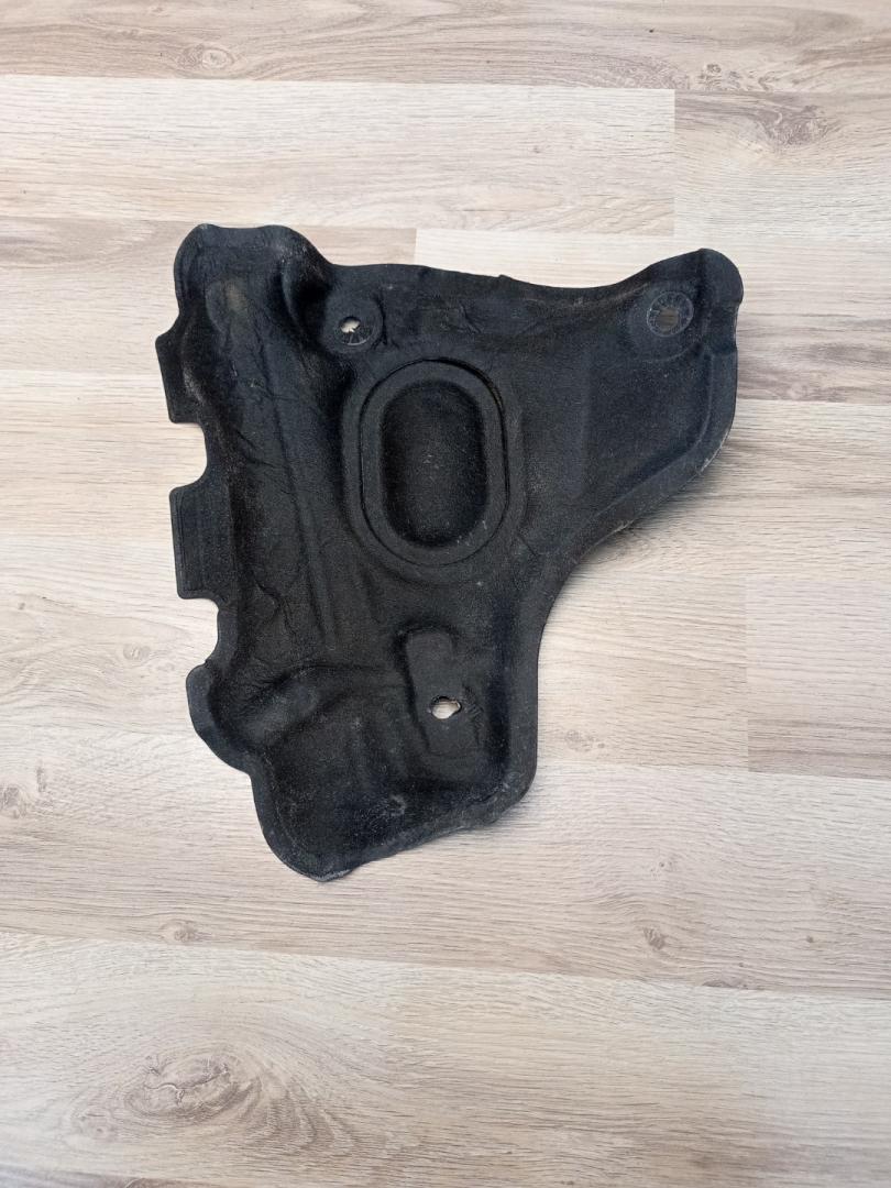 шумоизоляция (термозащита) BMW X3 G01 2018, 3.0 л., B58 B30 A, бензин, АКПП, a300, внедорожник 5 дв., полный привод, 51487395546, 7395546 - фото №1