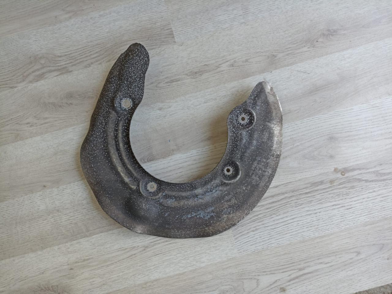 защитный кожух тормозного механизма BMW X3 G01 2018, 3.0 л., B58 B30 A, бензин, АКПП, a300, внедорожник 5 дв., полный привод, 6870531, 34206870531 - фото №1