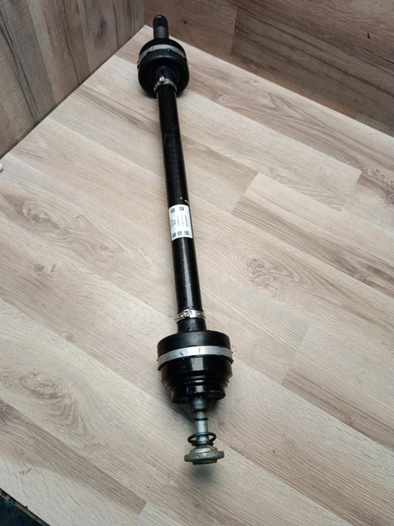 полуось задняя (приводной вал, ШРУС) BMW X3 G01 2018, 3.0 л., B58 B30 A, бензин, АКПП, a300, внедорожник 5 дв., полный привод, 33208689745, 8689745 - фото №1