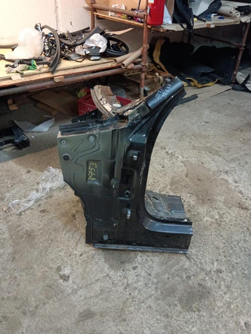 стойка кузовная передняя BMW X5 G05 2021, 3.0 л., B58B30C, бензин, АКПП, sophisto-grau brillant metallic, внедорожник 5 дв., полный привод - фото №1