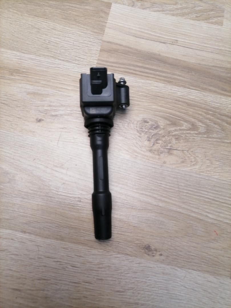 катушка зажигания BMW X5 G05 2021, 3.0 л., B58B30C, бензин, АКПП, sophisto-grau brillant metallic, внедорожник 5 дв., полный привод, 8643360, 12138643360 - фото №1