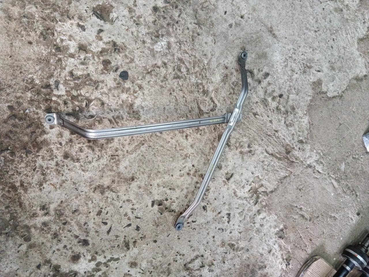 крепление бака топливного BMW X5 G05 2021, 3.0 л., B58B30C, бензин, АКПП, sophisto-grau brillant metallic, внедорожник 5 дв., полный привод, 7468278 - фото №1