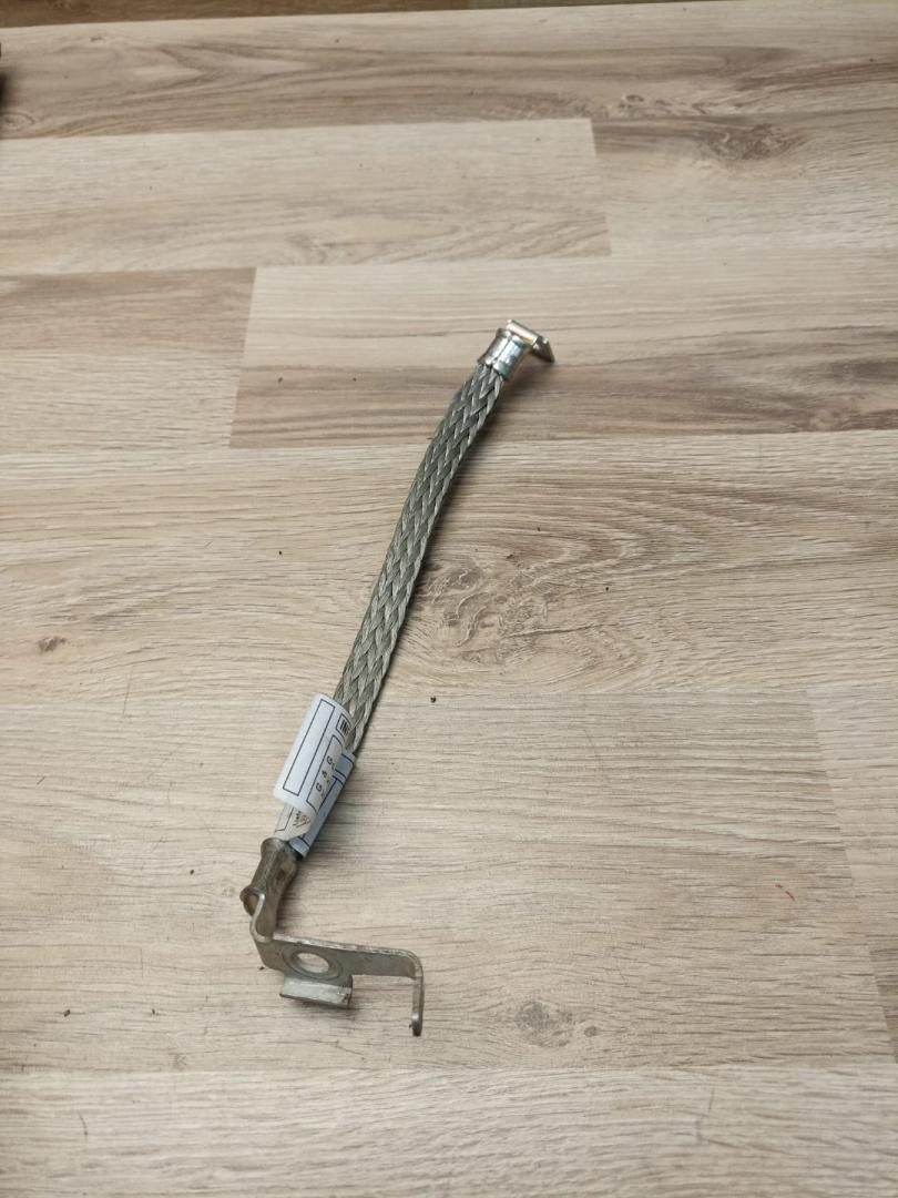 клемма аккумулятора минус BMW X5 G05 2021, 3.0 л., B58B30C, бензин, АКПП, sophisto-grau brillant metallic, внедорожник 5 дв., полный привод, 8685943, 8685944 - фото №1